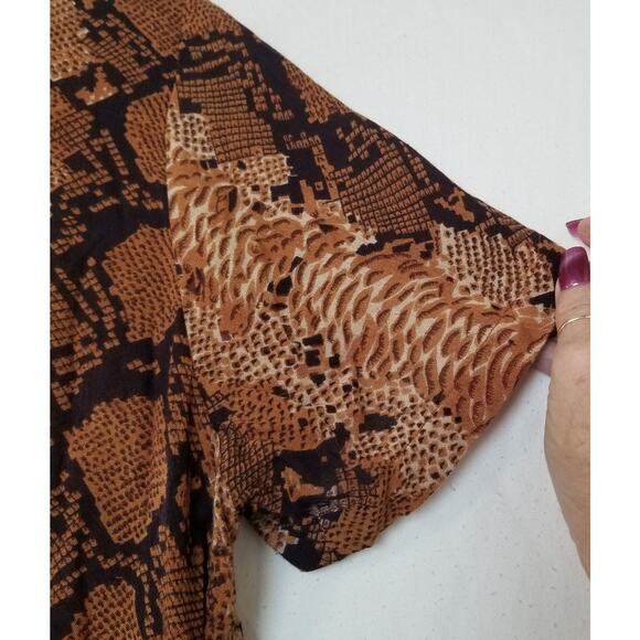 M.P.H. Animal Print Blouse & Midi Skirt Set Button Up Pull On Rayon Size 1X - Picture 6 of 9